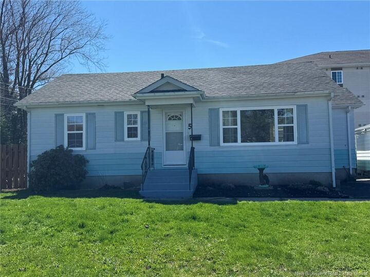 Property Photo:  5 Wentworth Drive  NB E1B 2T4 