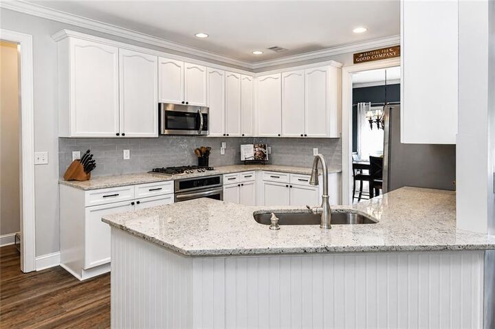Property Photo:  1025 Fairview Club Circle  GA 30019 