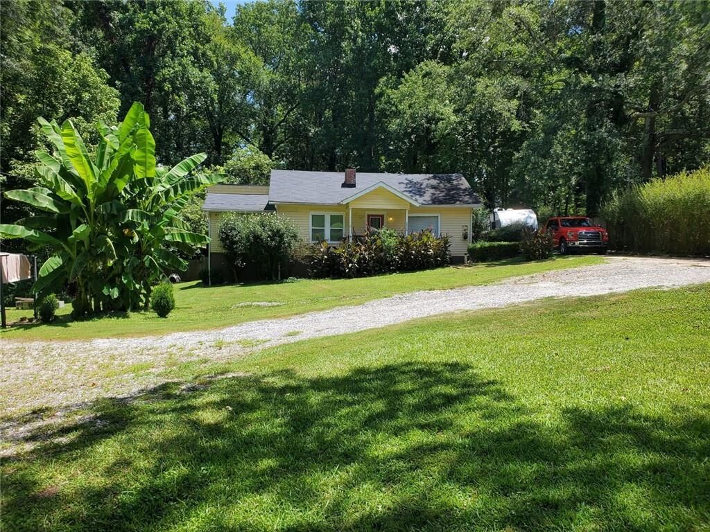 Property Photo:  2920 Jonesboro Road SE  GA 30354 