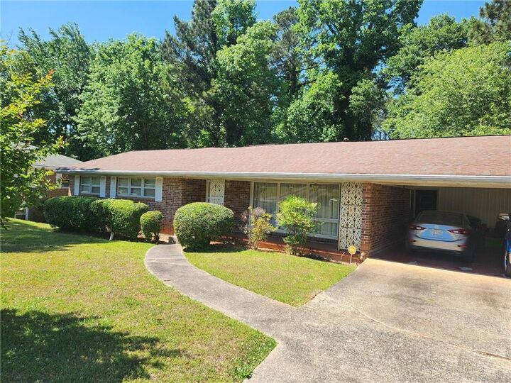Property Photo:  3145 Hazelwood Drive SW  GA 30311 