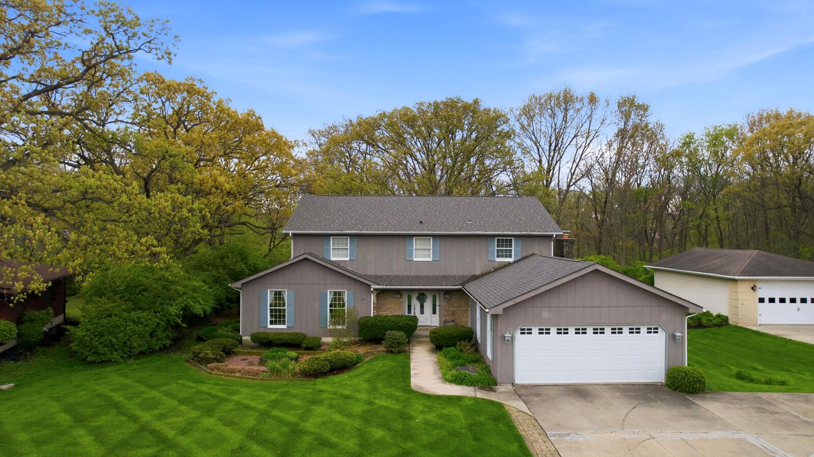 Property Photo:  1029 Greenview Drive  IN 46307 
