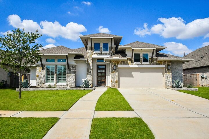 Property Photo:  30314 Brook Point Court Court  TX 77441 