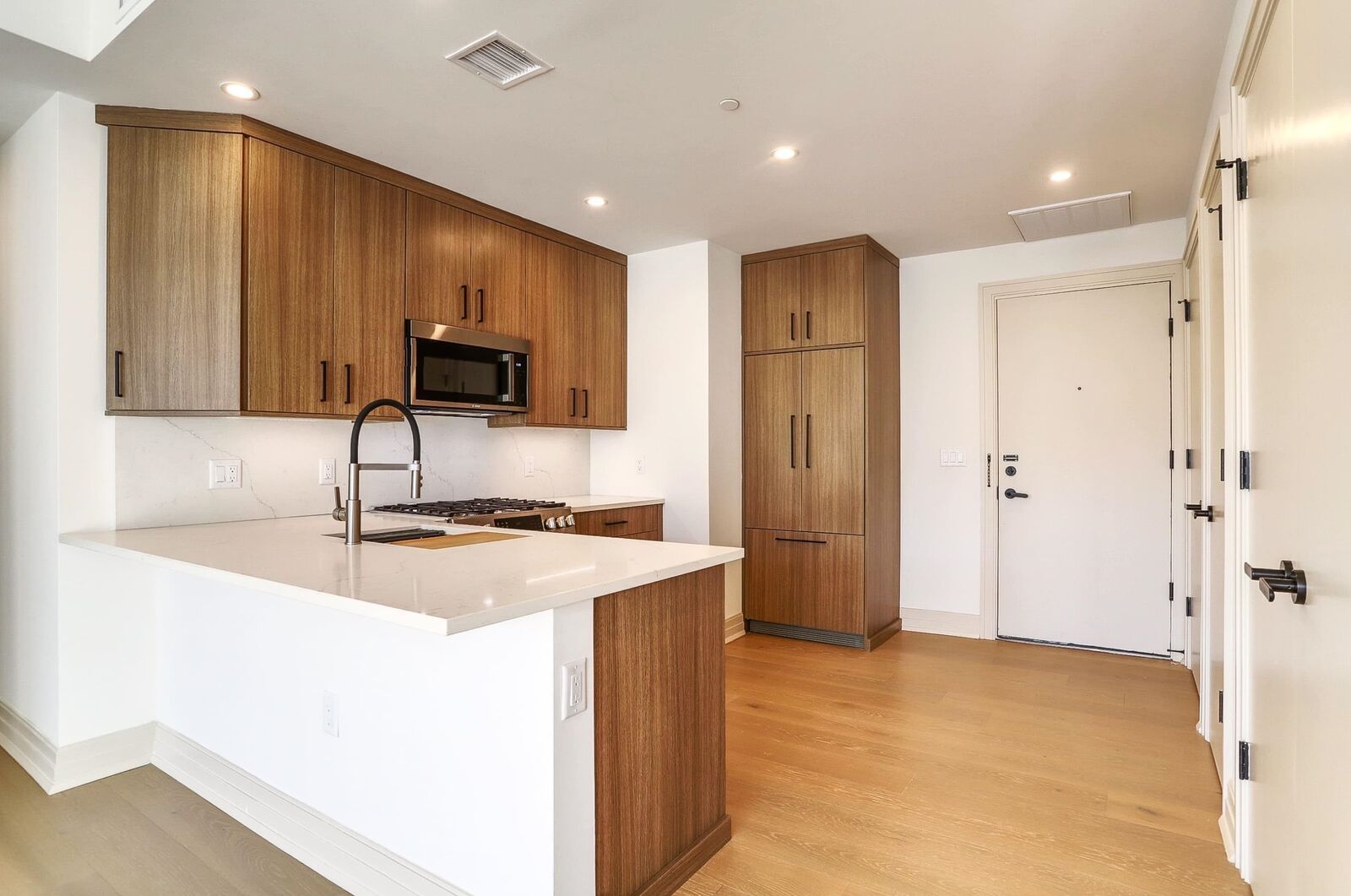 Property Photo:  921 Madison St 302  NJ 07030 