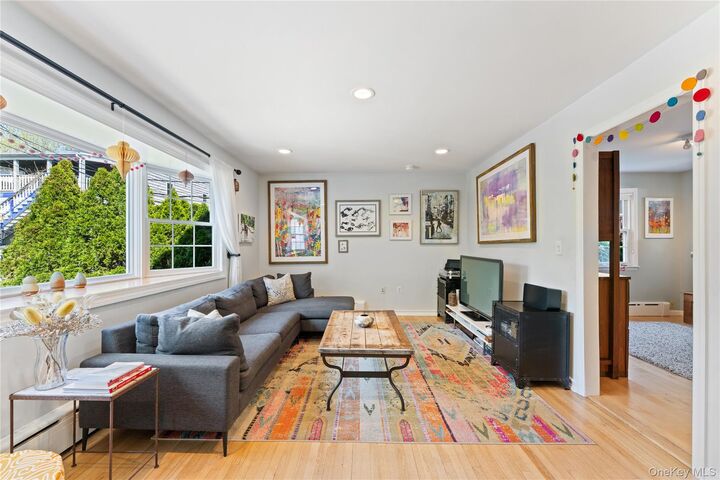 Property Photo:  7 Mahoney Place  NY 10591 