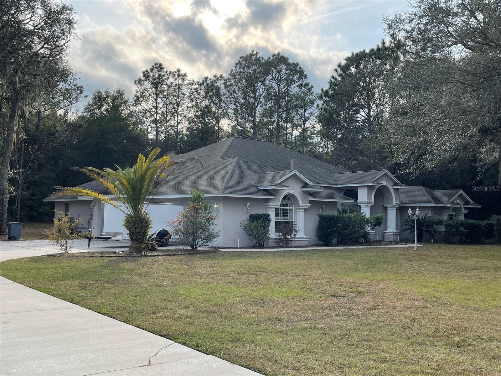 Property Photo:  1878 W Pine Ridge Boulevard  FL 34465 