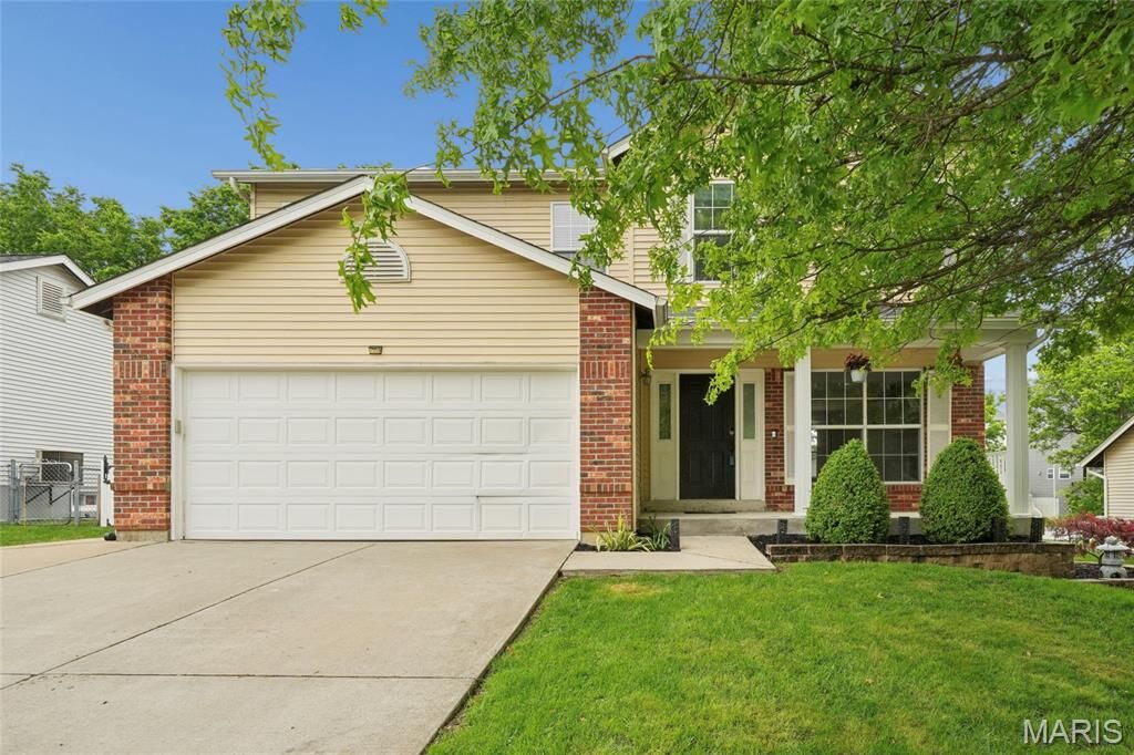 Property Photo:  28 Fawn Oaks Drive  MO 63366 
