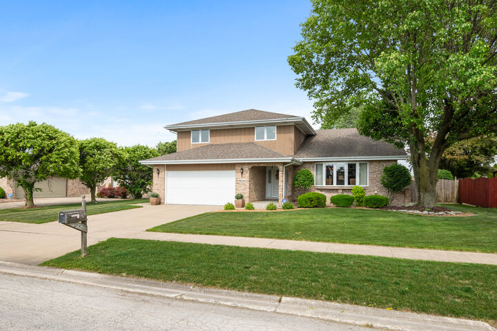 Property Photo:  19243 Bernadine Street  IL 60438 