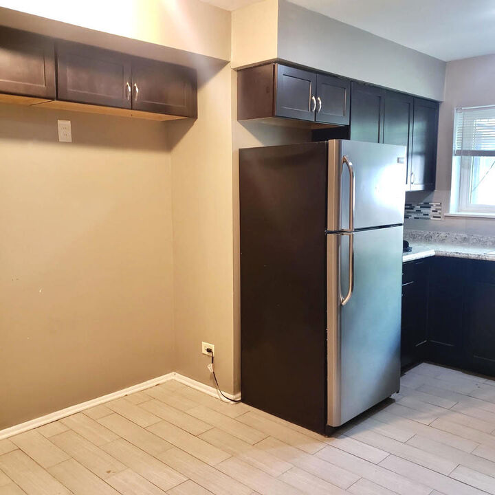 Property Photo:  