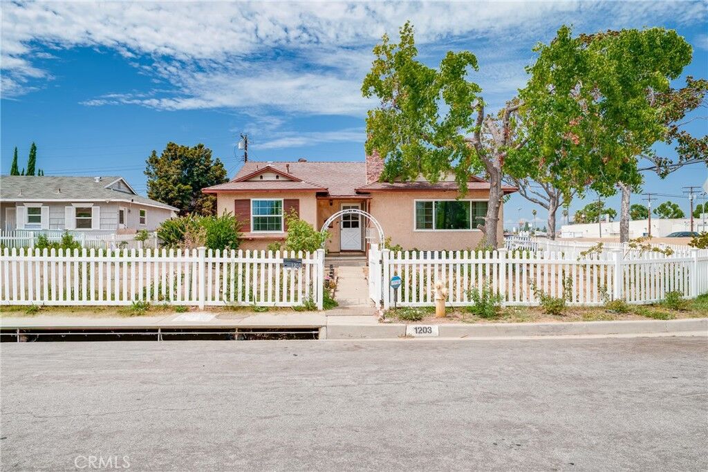 Property Photo:  1203 Pontenova  CA 91745 