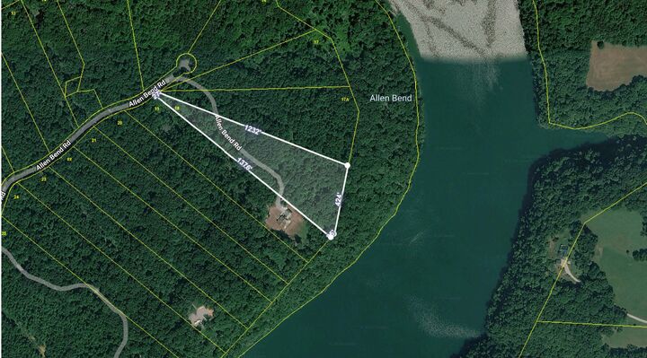 Property Photo:  18 Allens Bend Rd  TN 37166 