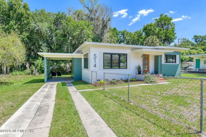 Property Photo:  514 Mulholland  FL 32177 