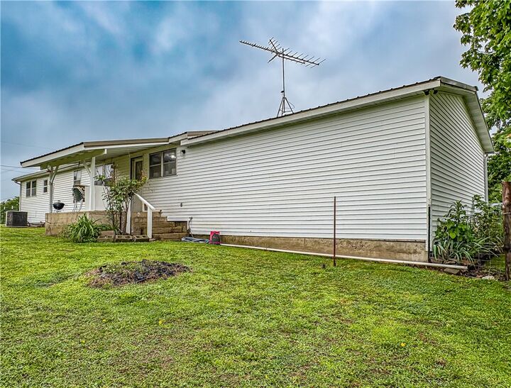 Property Photo:  1095 Highway 235  AR 72687 