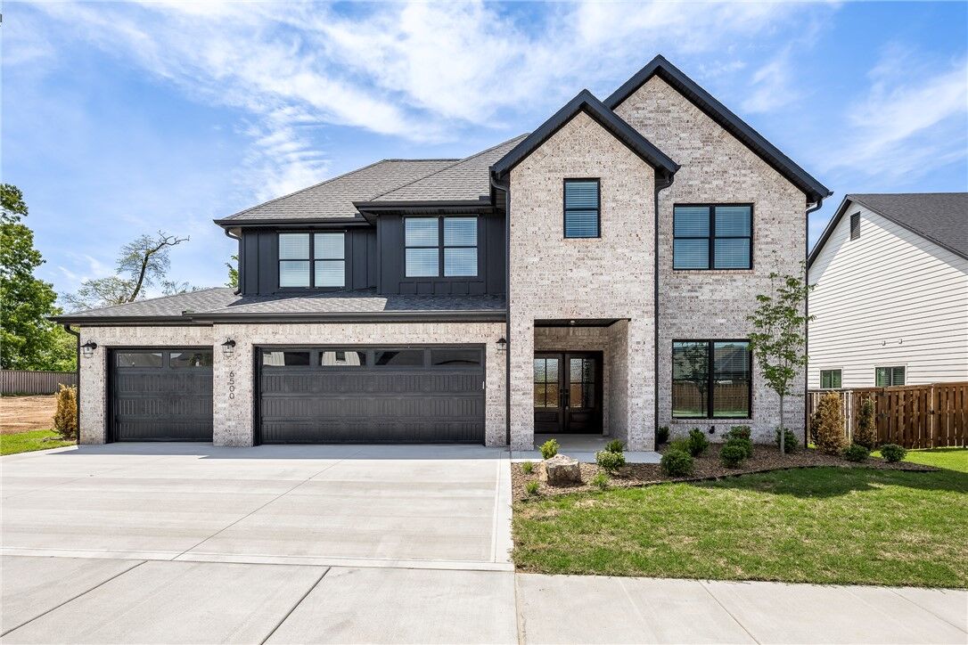 Property Photo:  6500 SW Dawning Path Street  AR 72713 