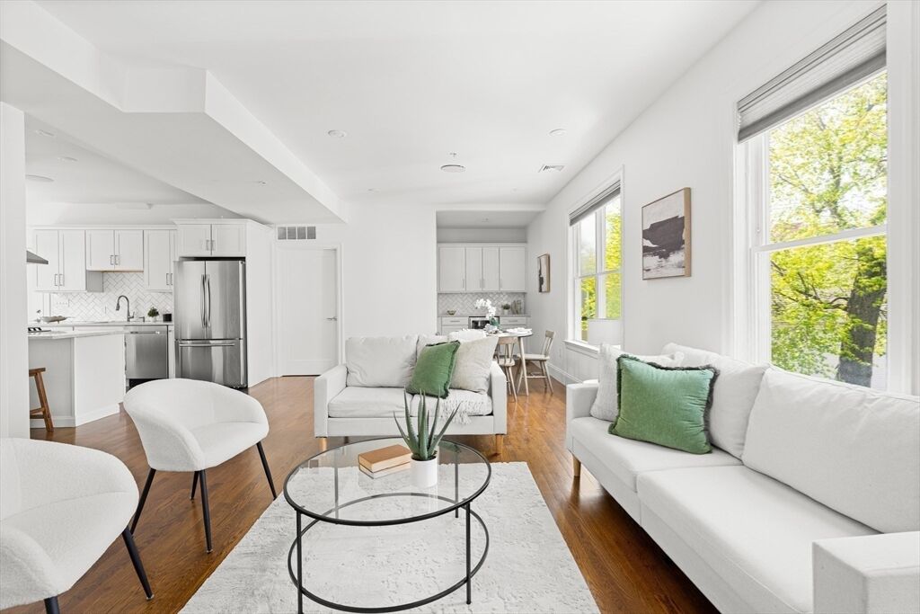 Property Photo: 76 Flint St 2 MA 02145