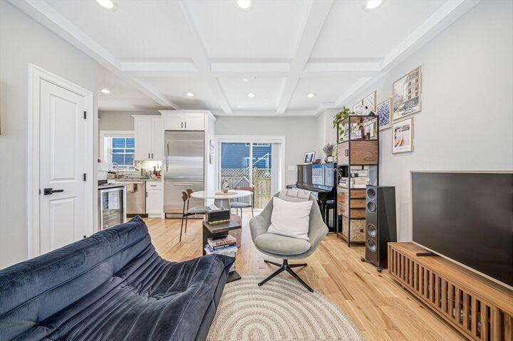Property Photo: 51 Oliver St 2 MA 02145