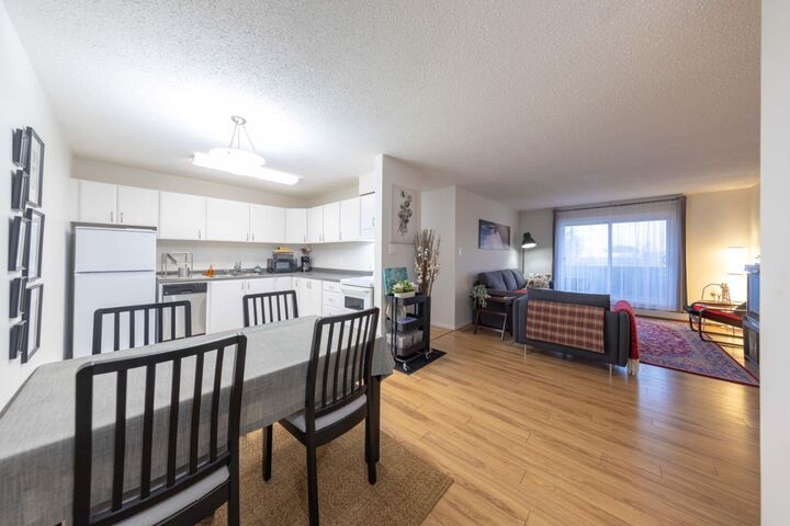 Property Photo:  5538 49 Avenue 10  SK S9V 0V4 