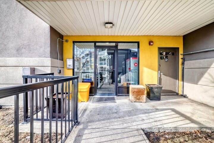Property Photo:  4455A Greenview Drive NE 302  AB T2E 6M1 
