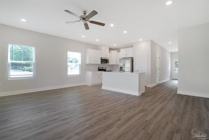 Property Photo:  7104 Cedar Grove Way  FL 32504 