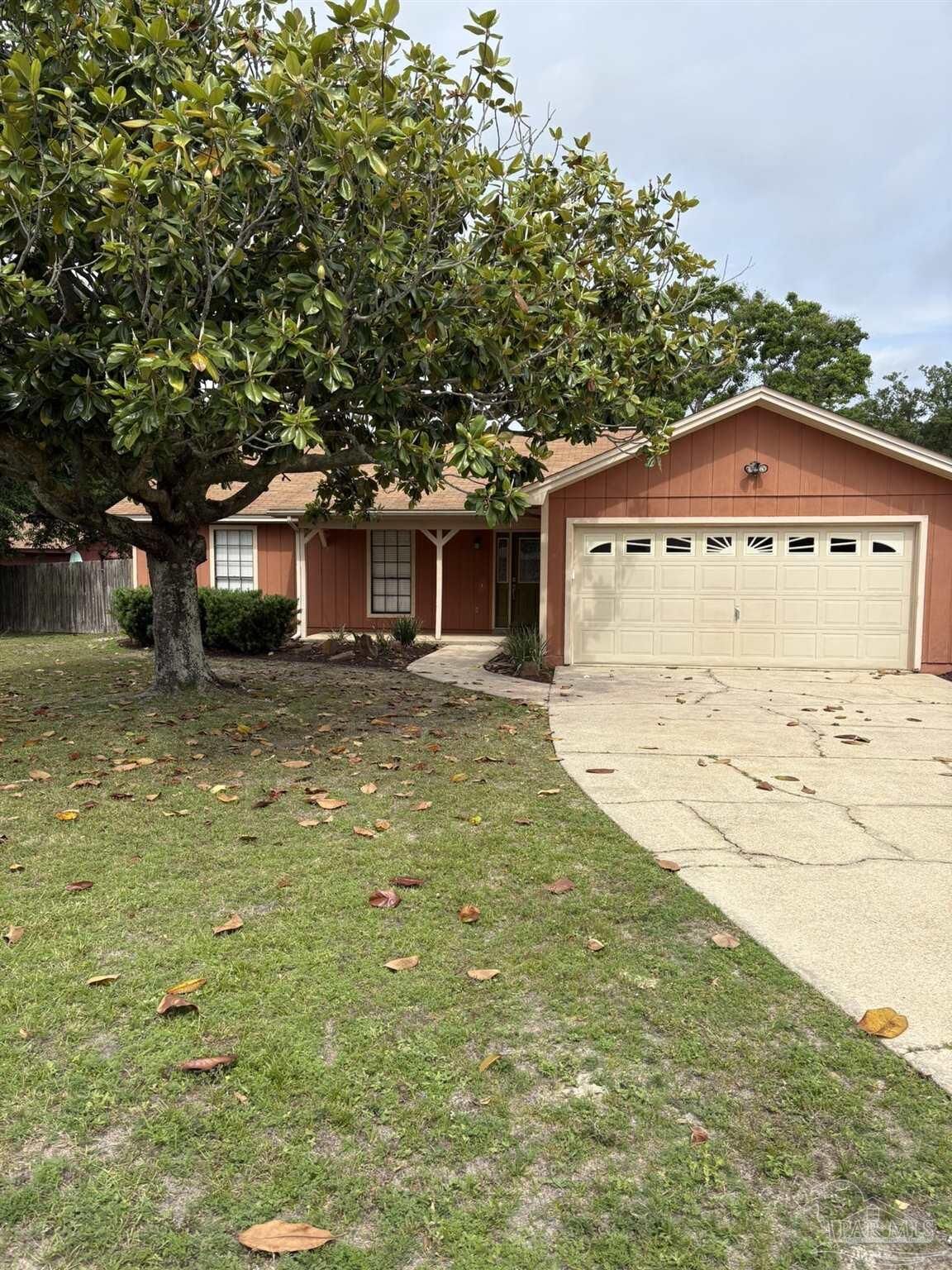 Property Photo:  3021 Ranchette Sq  FL 32563 