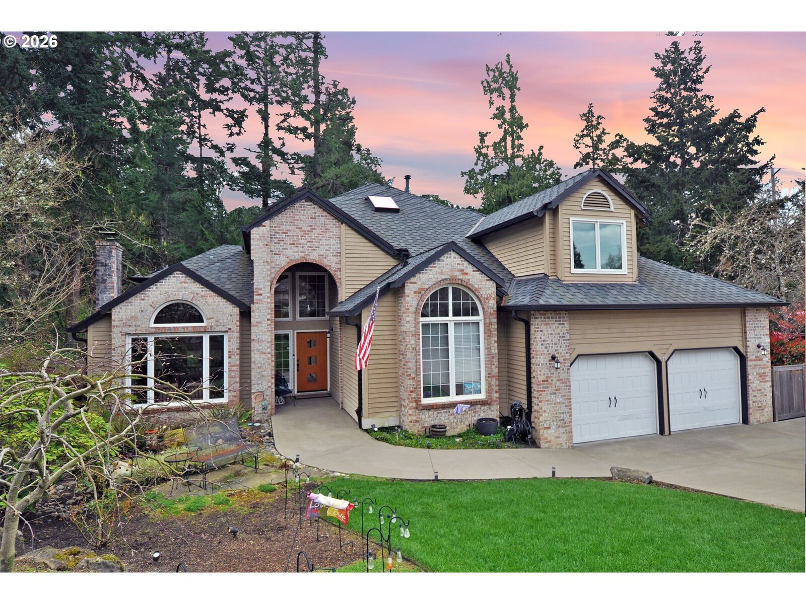 Property Photo:  6431 SW Dolph Dr  OR 97219 