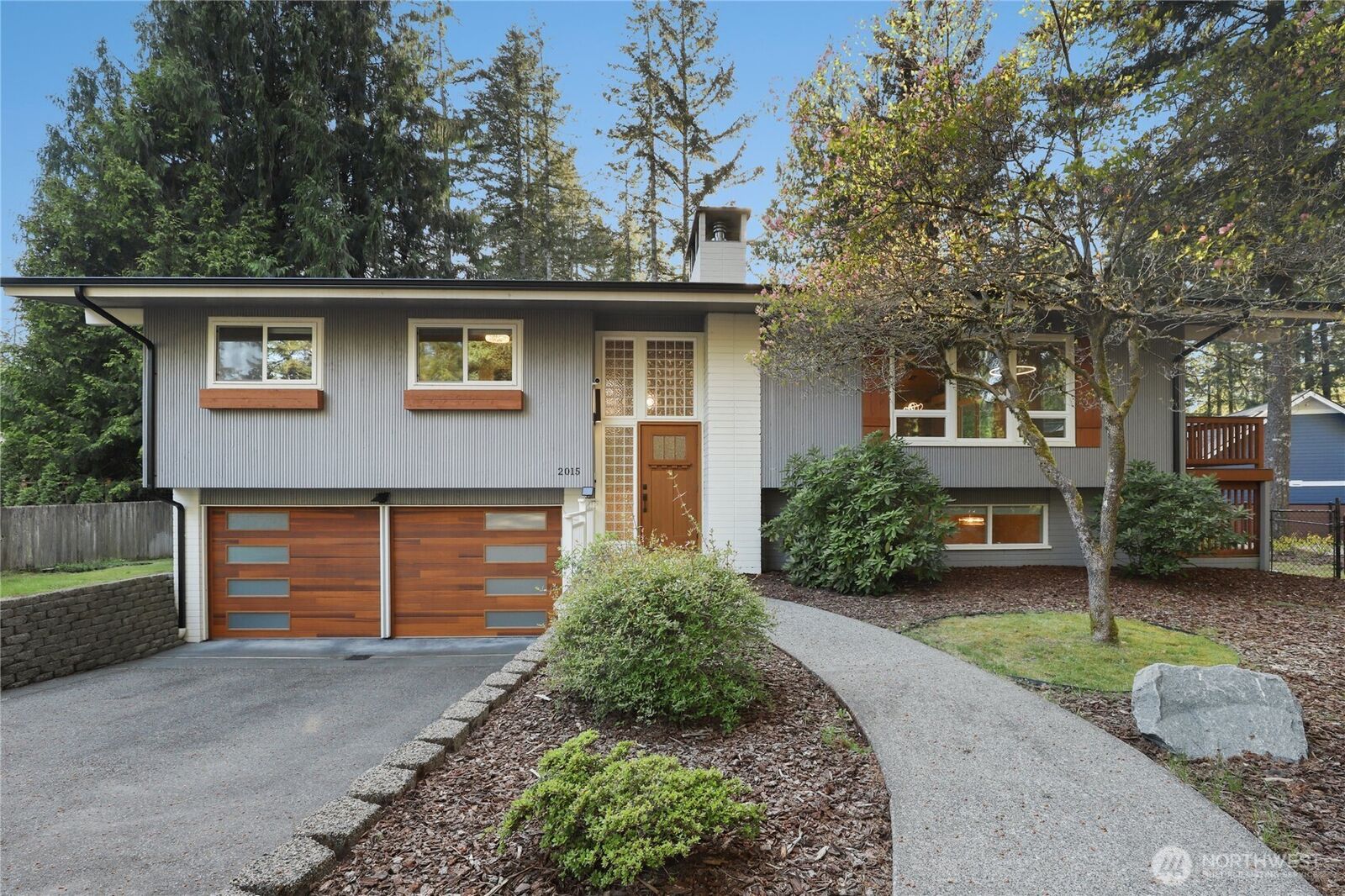 Property Photo:  2015  Clairmont Circle SW  WA 98512 