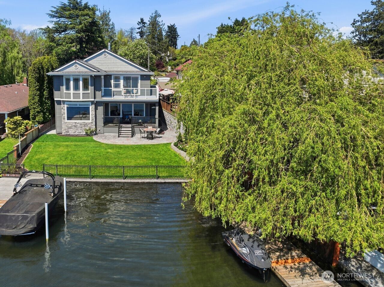 Property Photo:  8696  Island Drive S  WA 98118 
