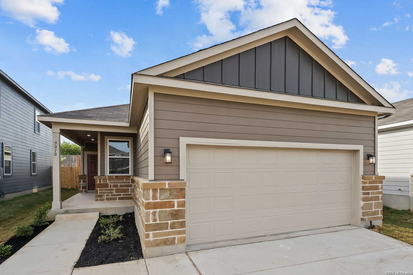 Property Photo:  9010 Ocotillo Rdg  TX 78222 