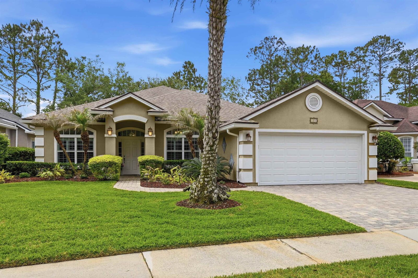 Property Photo:  121 Edge Of Woods Rd  FL 32092 