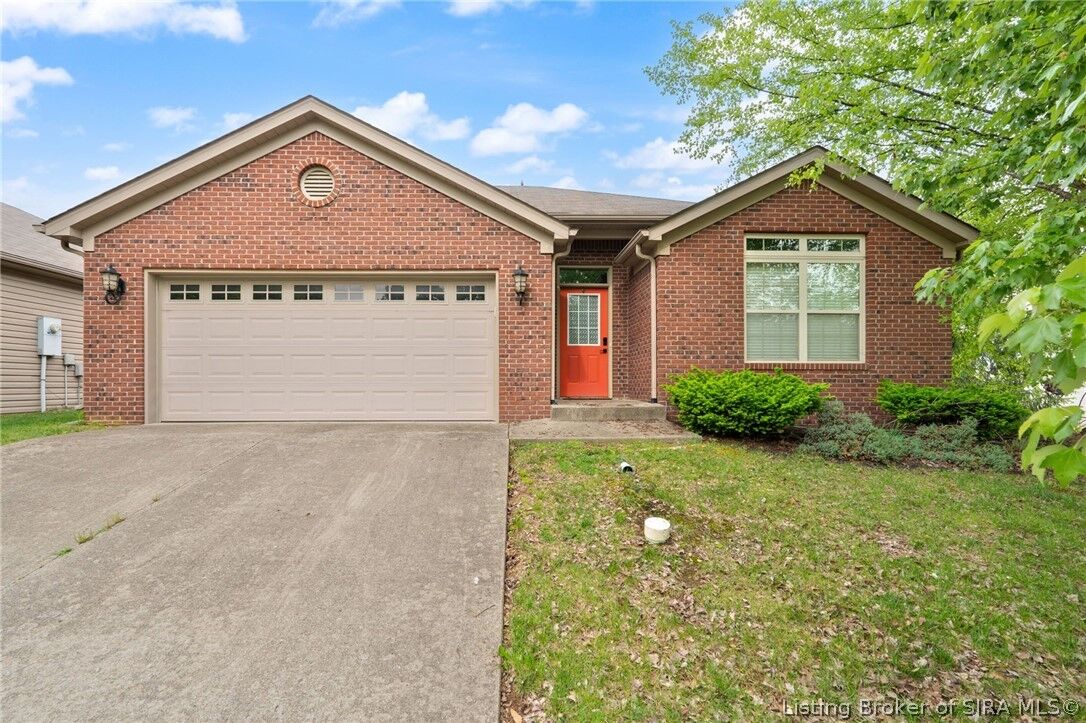 Property Photo:  2603 Pinehurst Court  IN 47150 