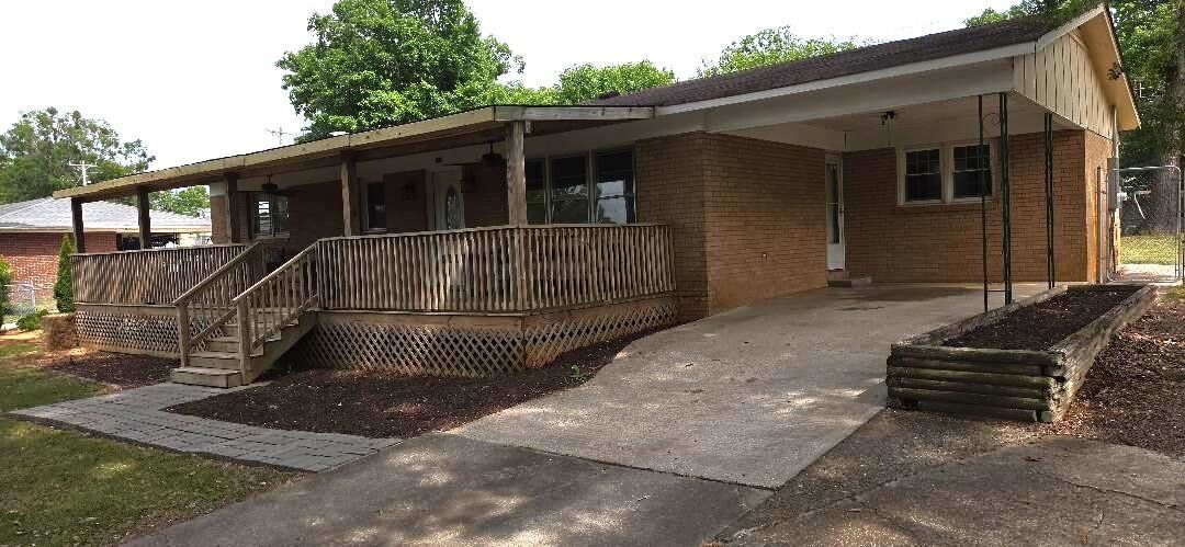 Property Photo:  118 Sims Lane  SC 29307 