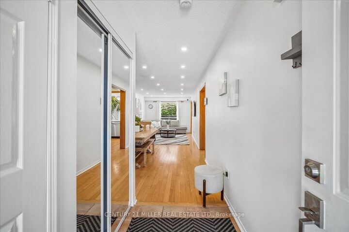 Property Photo: 421 Levanna Lane ON L6H 6B8