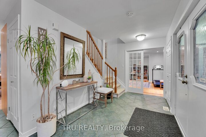 2529 Marshwood Road — photo 1