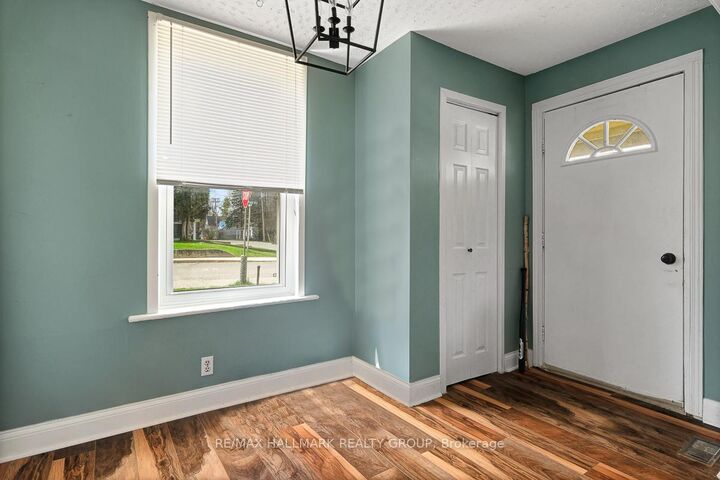 Property Photo: 20 Brock Street S ON K7H 1Z1