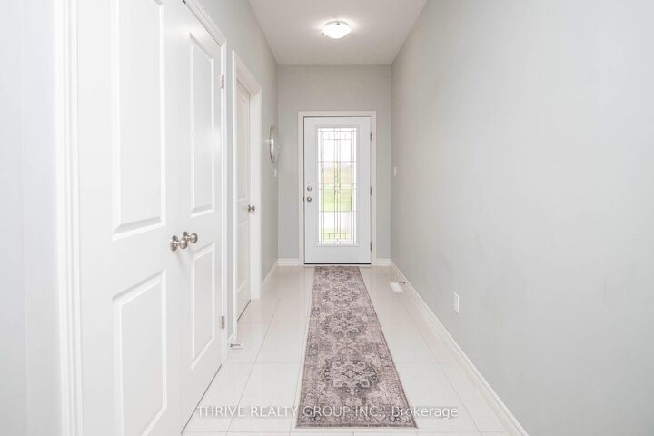 Property Photo: 2250 Buroak Drive 123 ON N6G 0N7