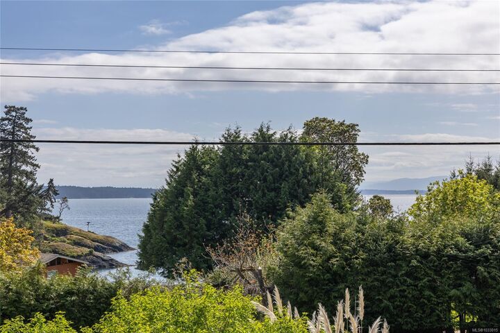 Property Photo: 27146 Schooner Way BC V0N 2M2