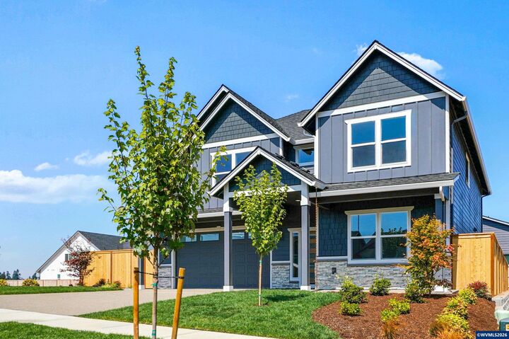 Property Photo: 739 Emily Grace Ln SE OR 97306