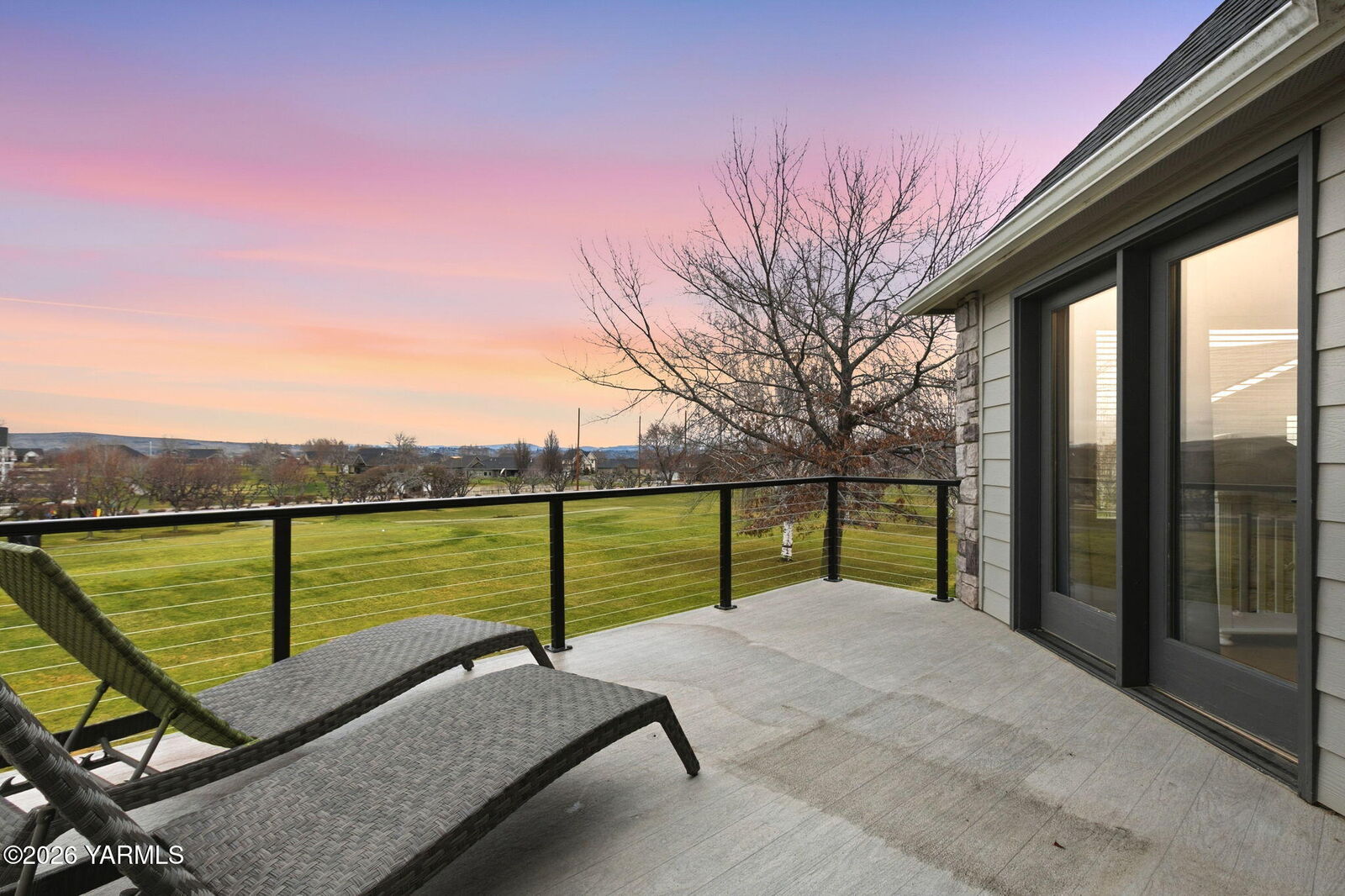 Property Photo:  9503 Occidental Rd  WA 98903 