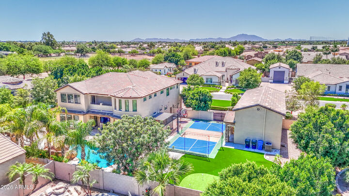 Property Photo:  2468 E Amber Court  AZ 85296 