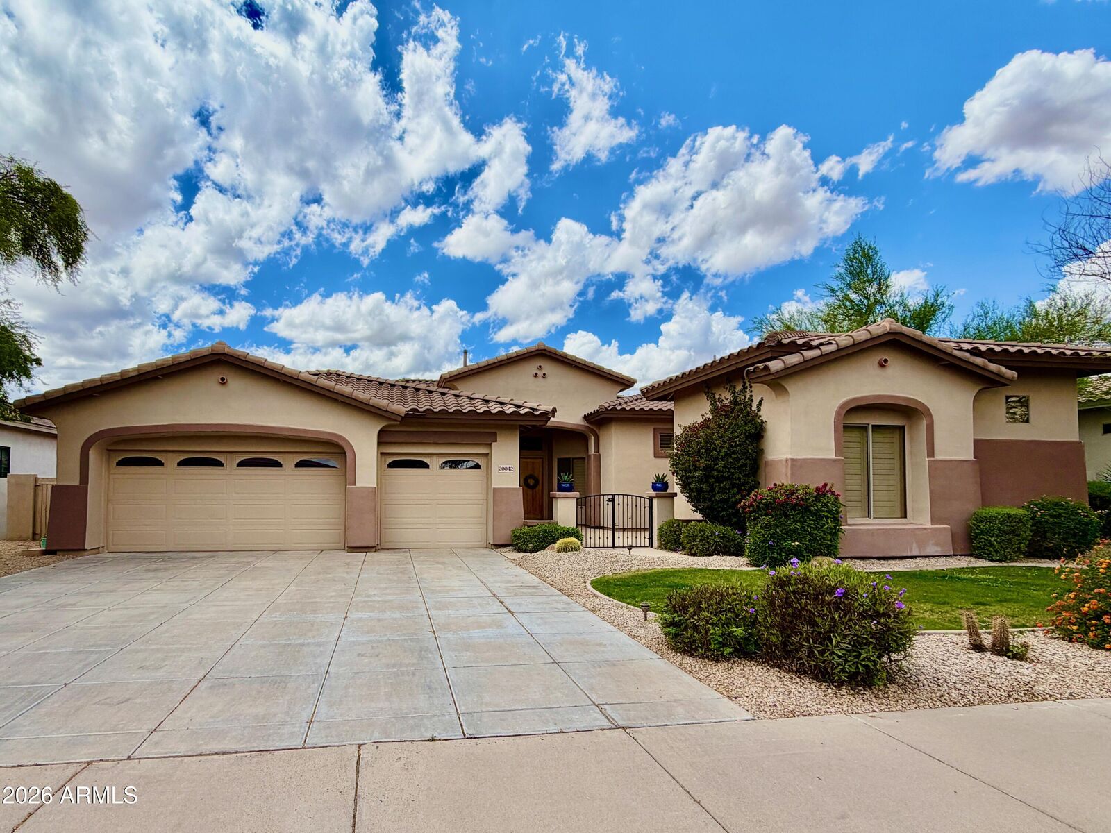 Property Photo:  20042 N 84th Way  AZ 85255 