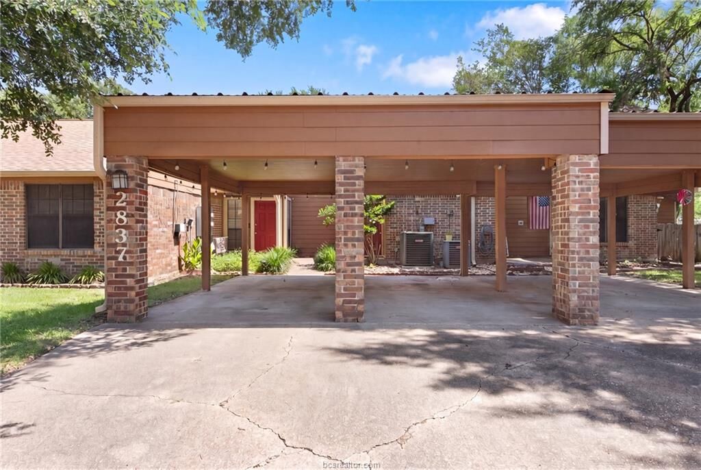 Property Photo: 2837 Oakside Drive TX 77802