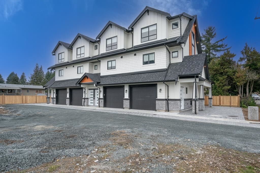 Property Photo:  7533 Wren Street B  BC V2V 3C1 