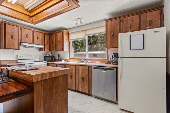 Property Photo:  2305 200 Street 32  BC V2Z 1Z2 