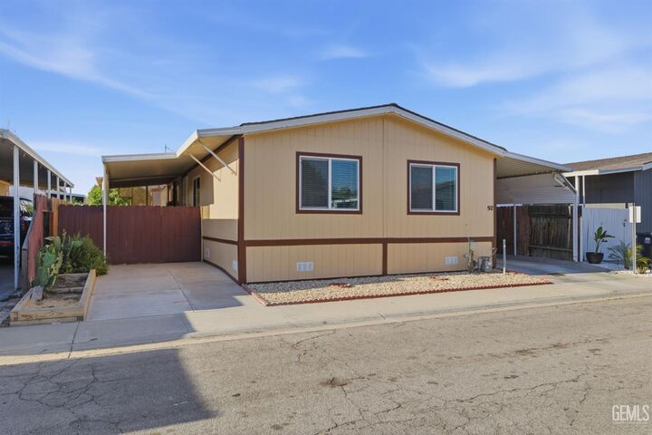 Property Photo: 1301 Taft Hwy 92 CA 93307