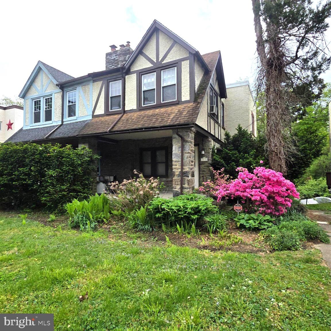 Property Photo:  378 E Church Road  PA 19027 