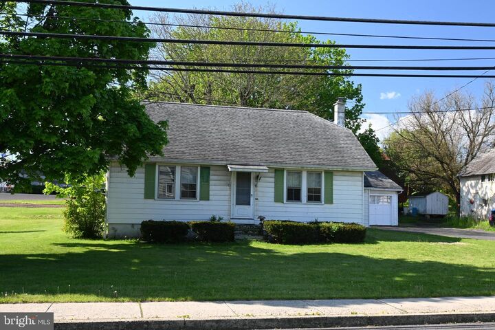 Property Photo:  2171 Milford Square Pike  PA 18951 
