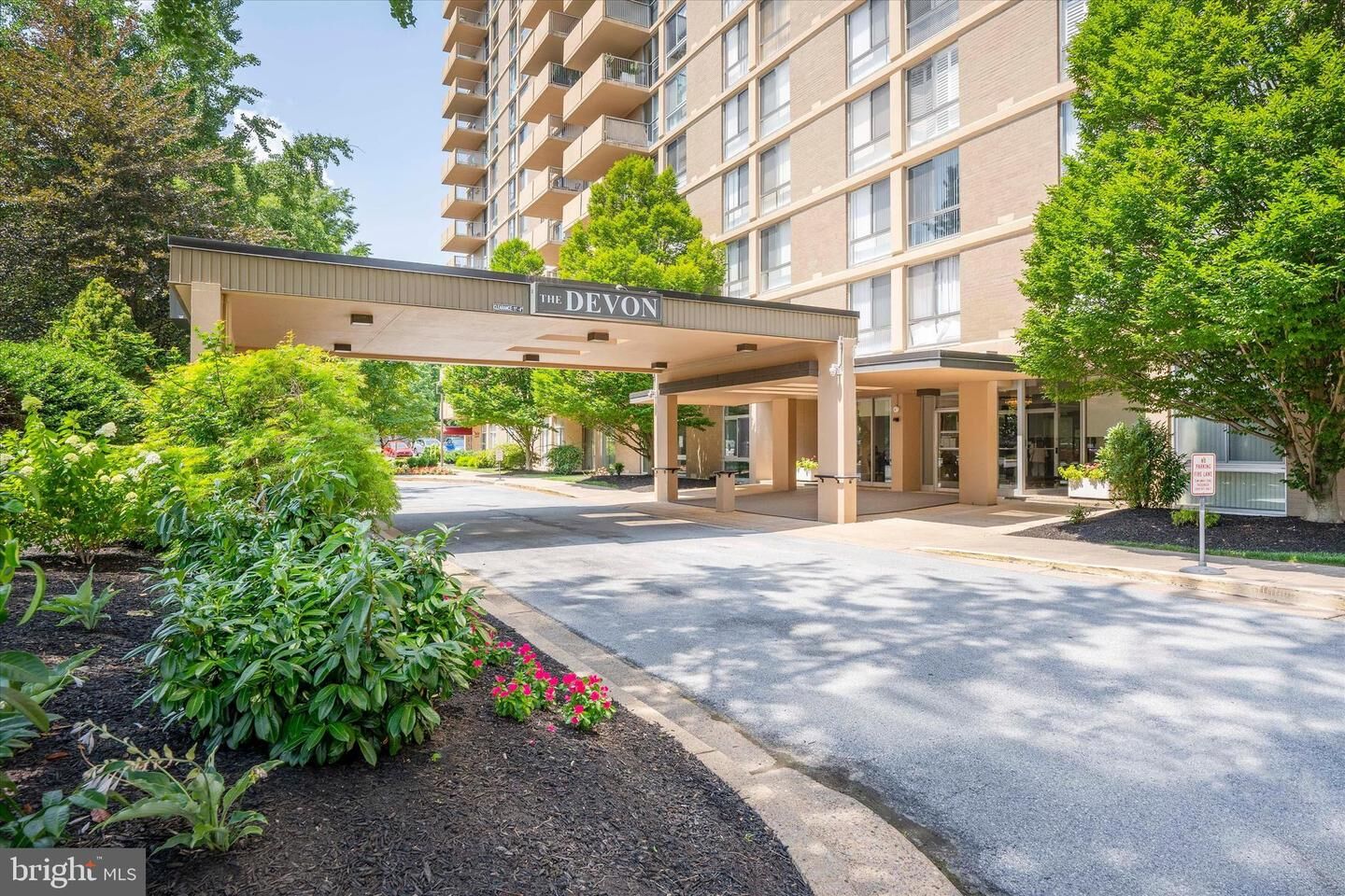 Property Photo: 2401 Pennsylvania Avenue 409 DE 19806