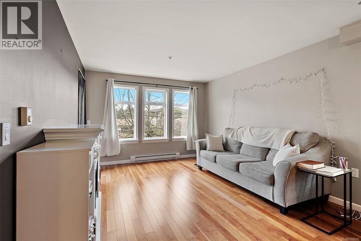 Property Photo:  655 Goldstream Avenue 306  BC V9B 0G2 