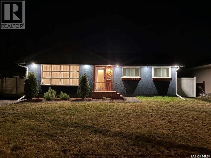 Property Photo:  29 Scott Street  SK S4S 4A1 