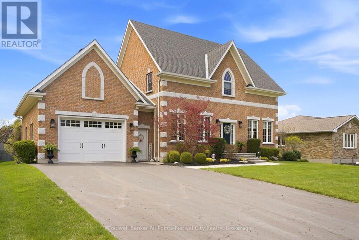 Property Photo:  36603 Maitland Avenue  ON N7A 3Y1 