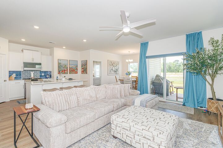 Property Photo:  958 Oak Hollow St.  SC 29568 
